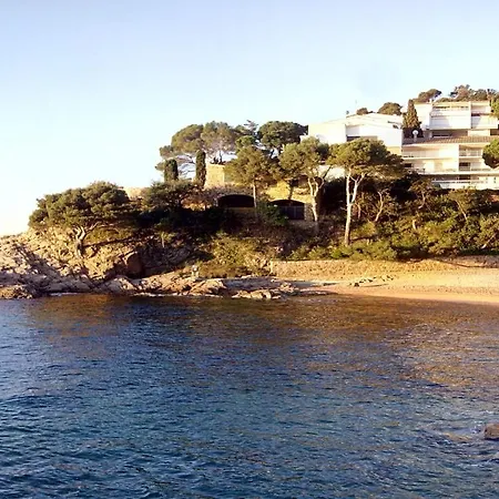 ⭑ Terrace + Sea Views + Private Beach. What Else? ⭑ Apartment Tossa de Mar