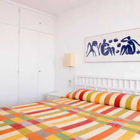Appartement ⭑ Terrace + Sea Views + Private Beach. What Else? ⭑ *