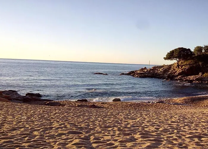 Appartement ⭑ Terrace + Sea Views + Private Beach. What Else? ⭑ *